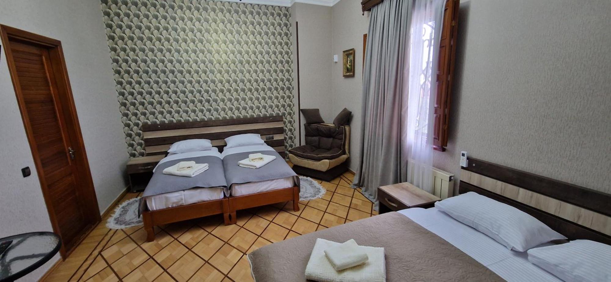 Hotel Villa Kutaisi Luaran gambar