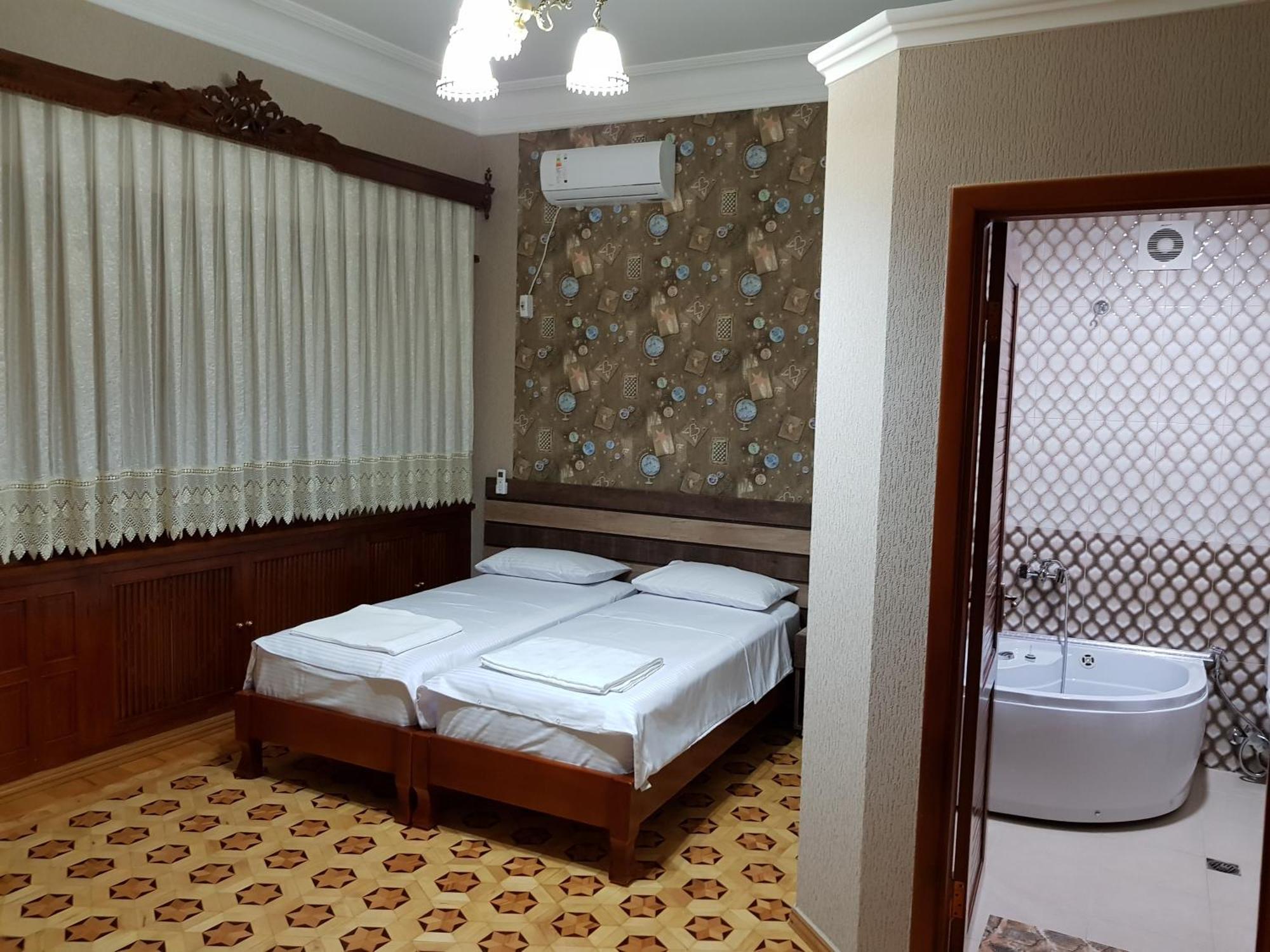 Hotel Villa Kutaisi Luaran gambar