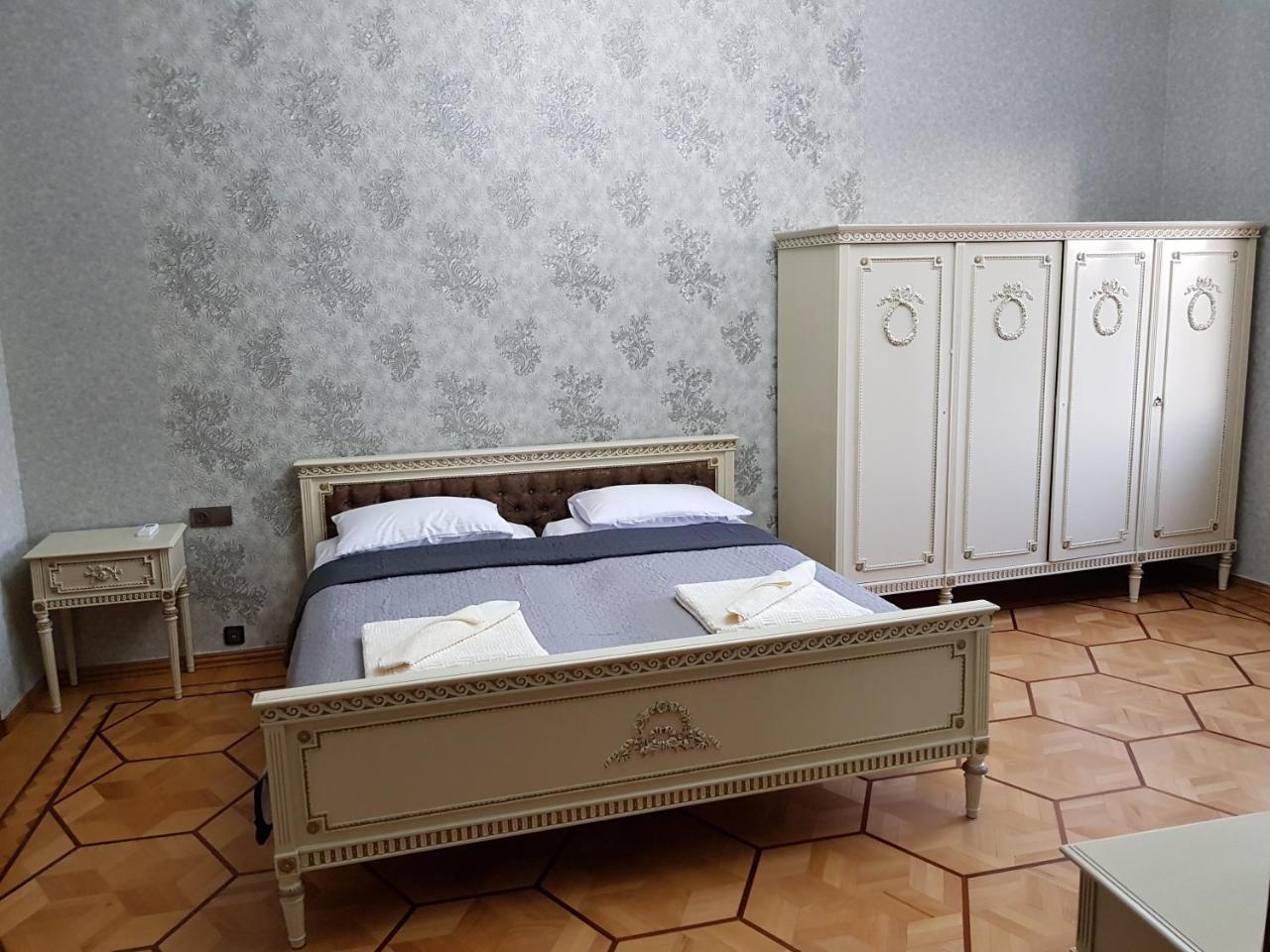 Hotel Villa Kutaisi Luaran gambar